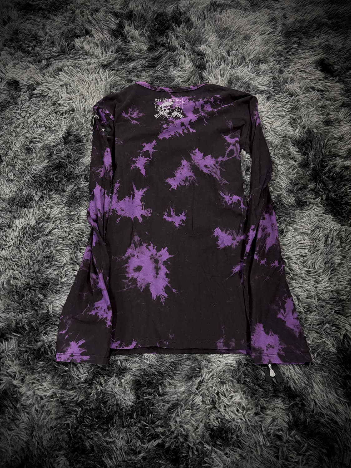 Sexpot Revenge 퍼플 펑키레터링 & 체인 스컬 긴팔 티셔츠 상품이미지2