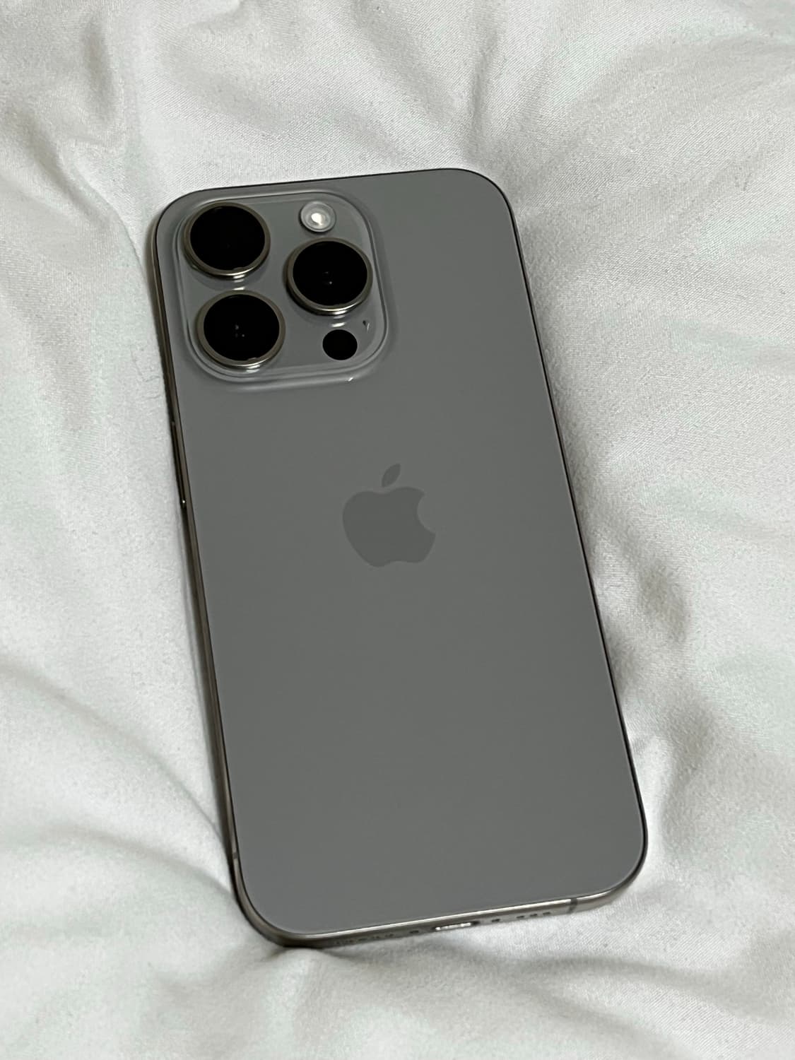 아이폰 15프로 256GB 내추럴 티타늄 풀박스 상품이미지2