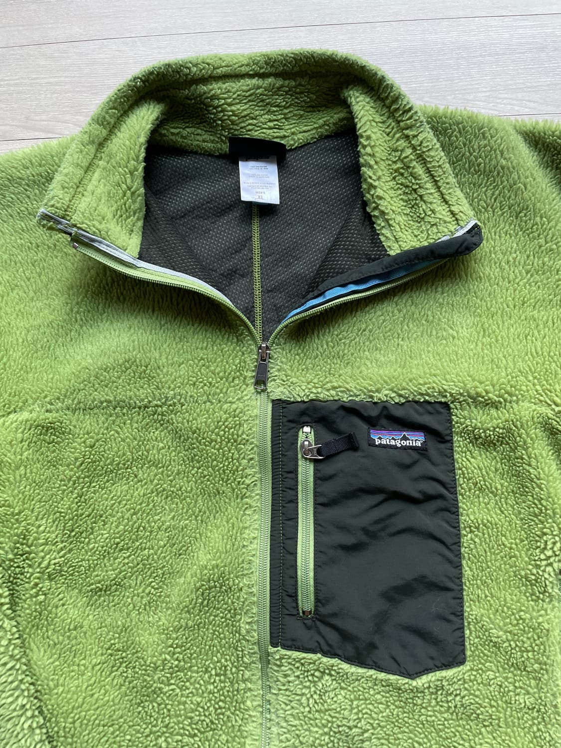 파타고니아 레트로x 스파우트 그린 자켓 상품이미지4