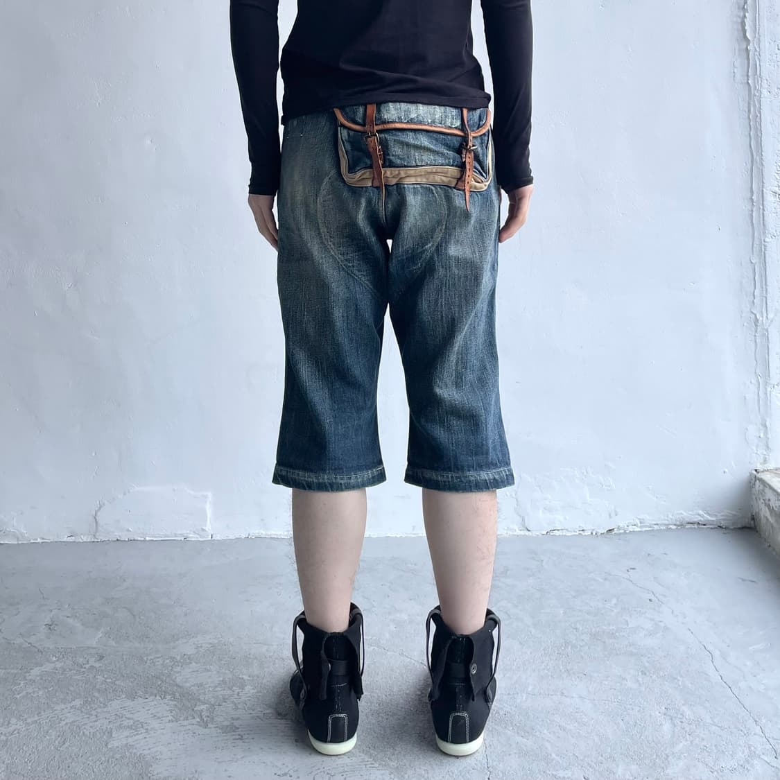 캐피탈 카메라백 데님 쇼츠 상품이미지4