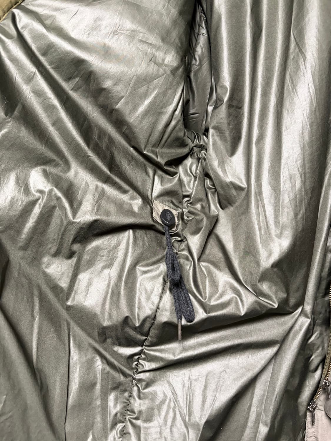 폴리테루 23fw hvc파카 세이지 상품이미지3