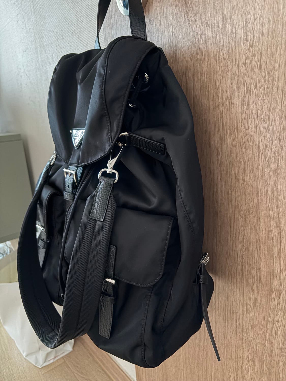프라다 25FW 리나일론 백팩 상품이미지3