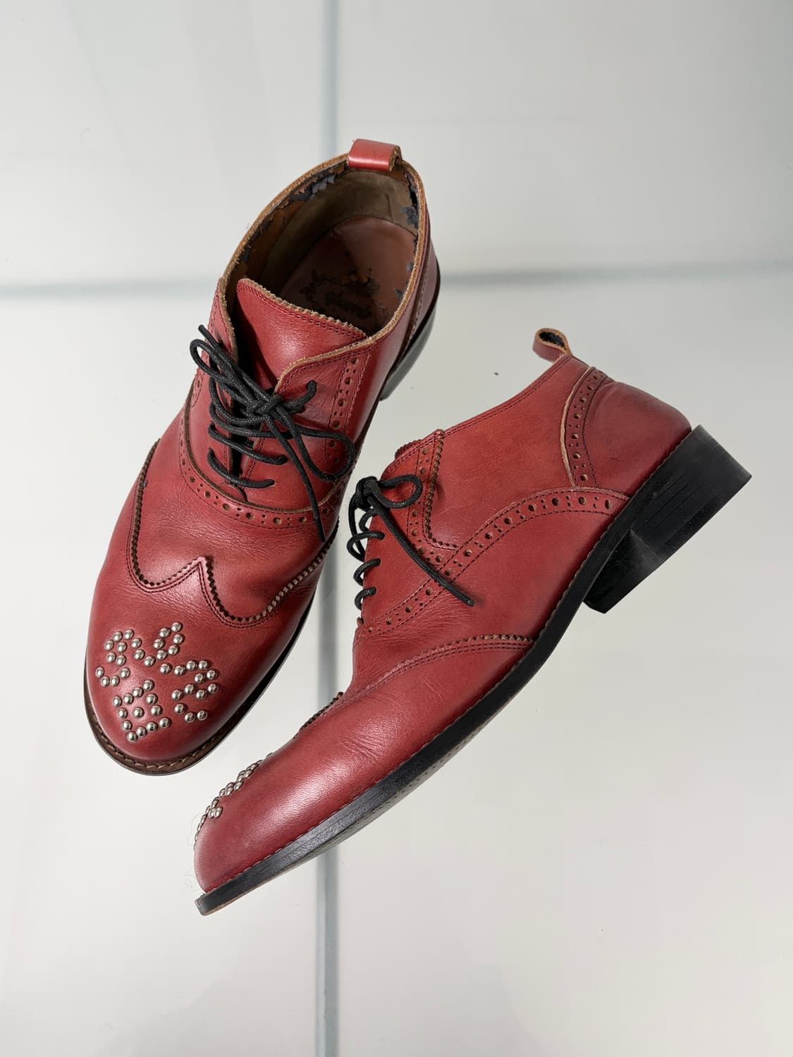 글램 트라이벌 스터드 레더 슈즈 상품이미지5