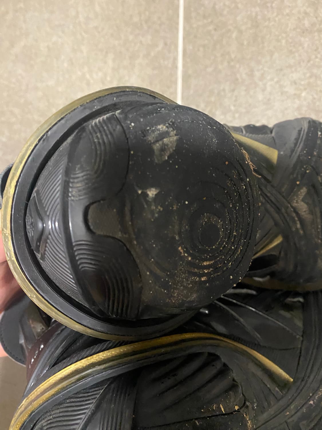 발렌시아가 타이렉스 블랙 43  상품이미지4