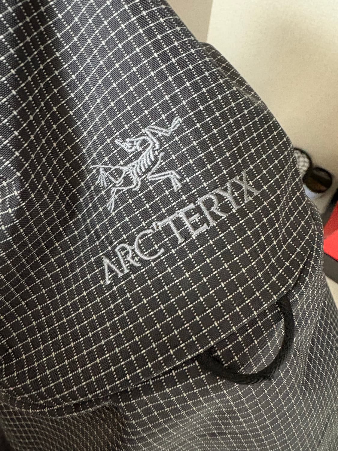 아크테릭스 컨실 15 백팩 블랙 상품이미지4