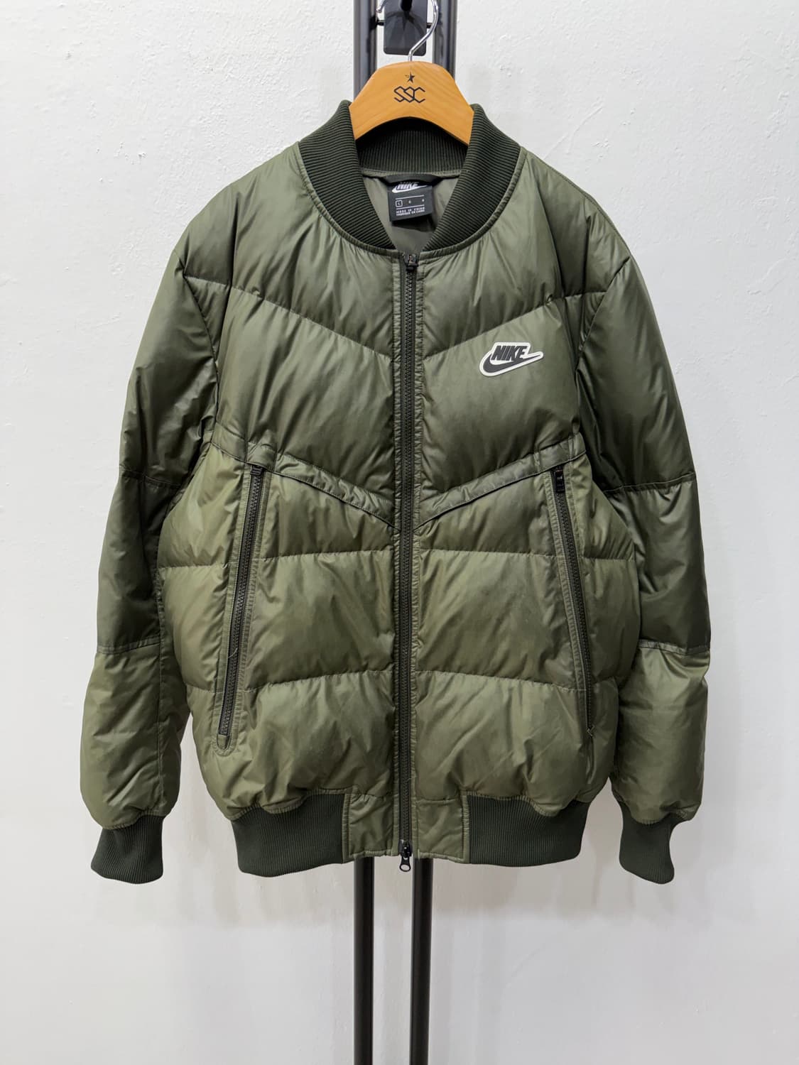 정품) 나이키 남성 붐버 패딩 L 상품이미지1
