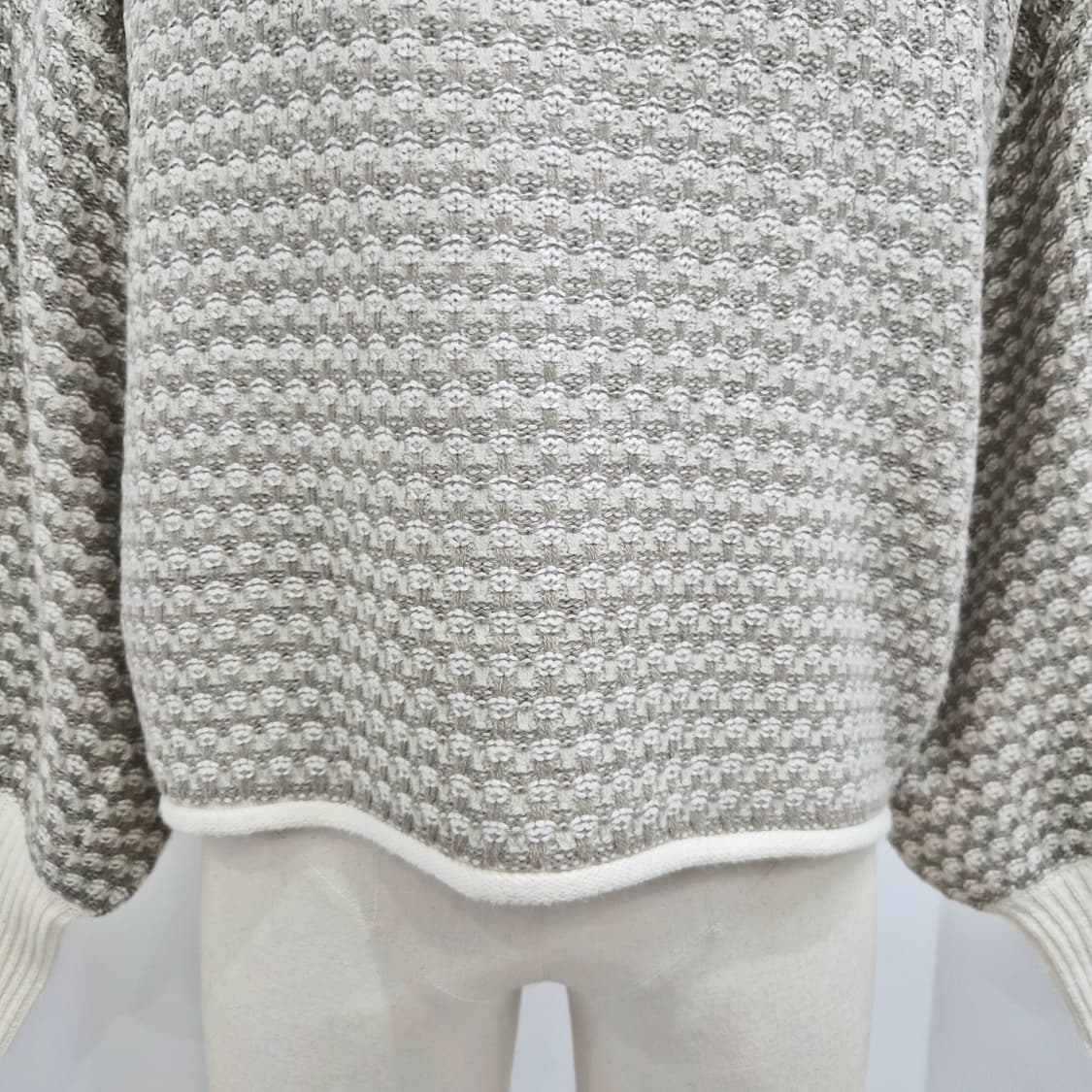 모카베이지 벌룬소매 빈티지 패턴 니트 상품이미지8