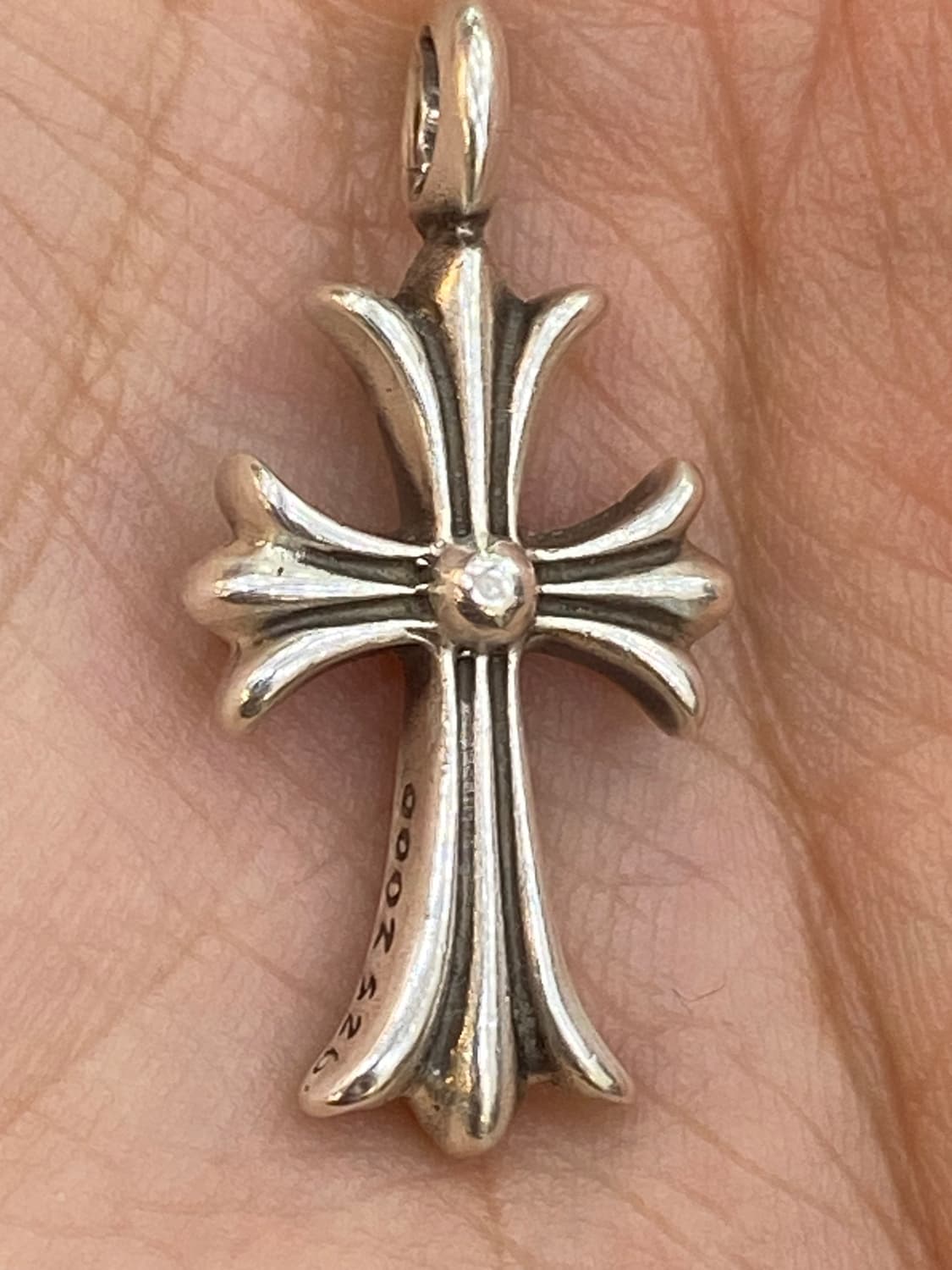 크롬하츠 타이니 사파이어 파베 펜던트 상품이미지2