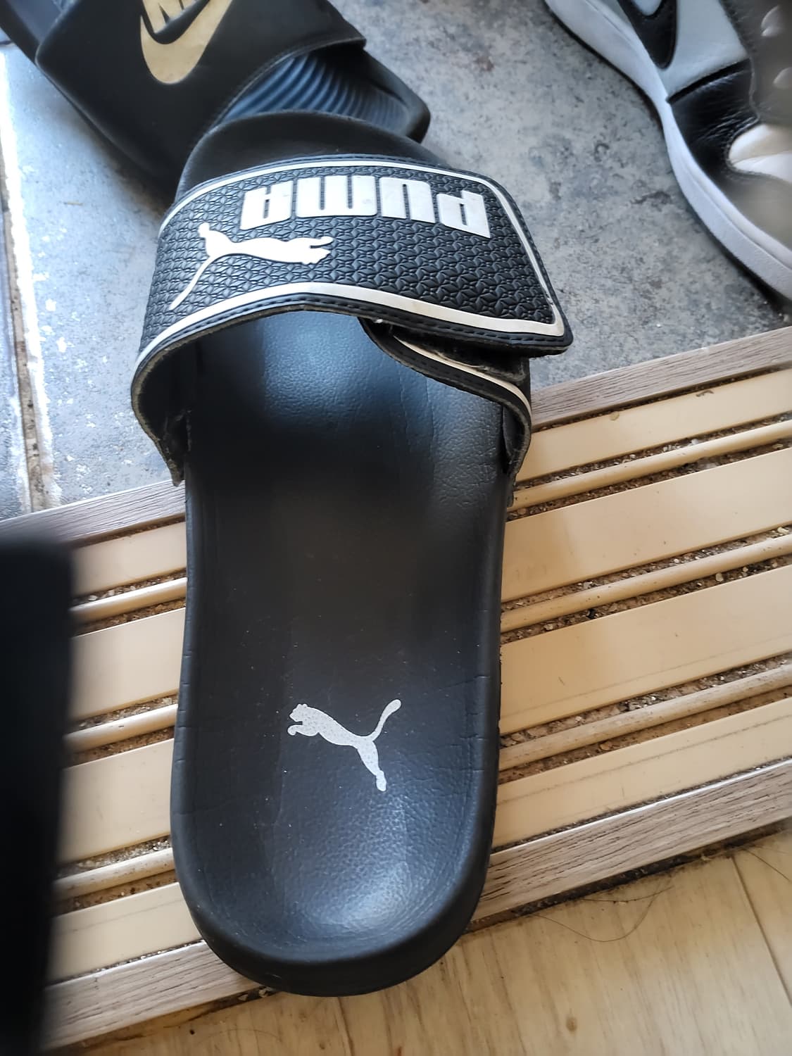 푸마슬리퍼 상품이미지1