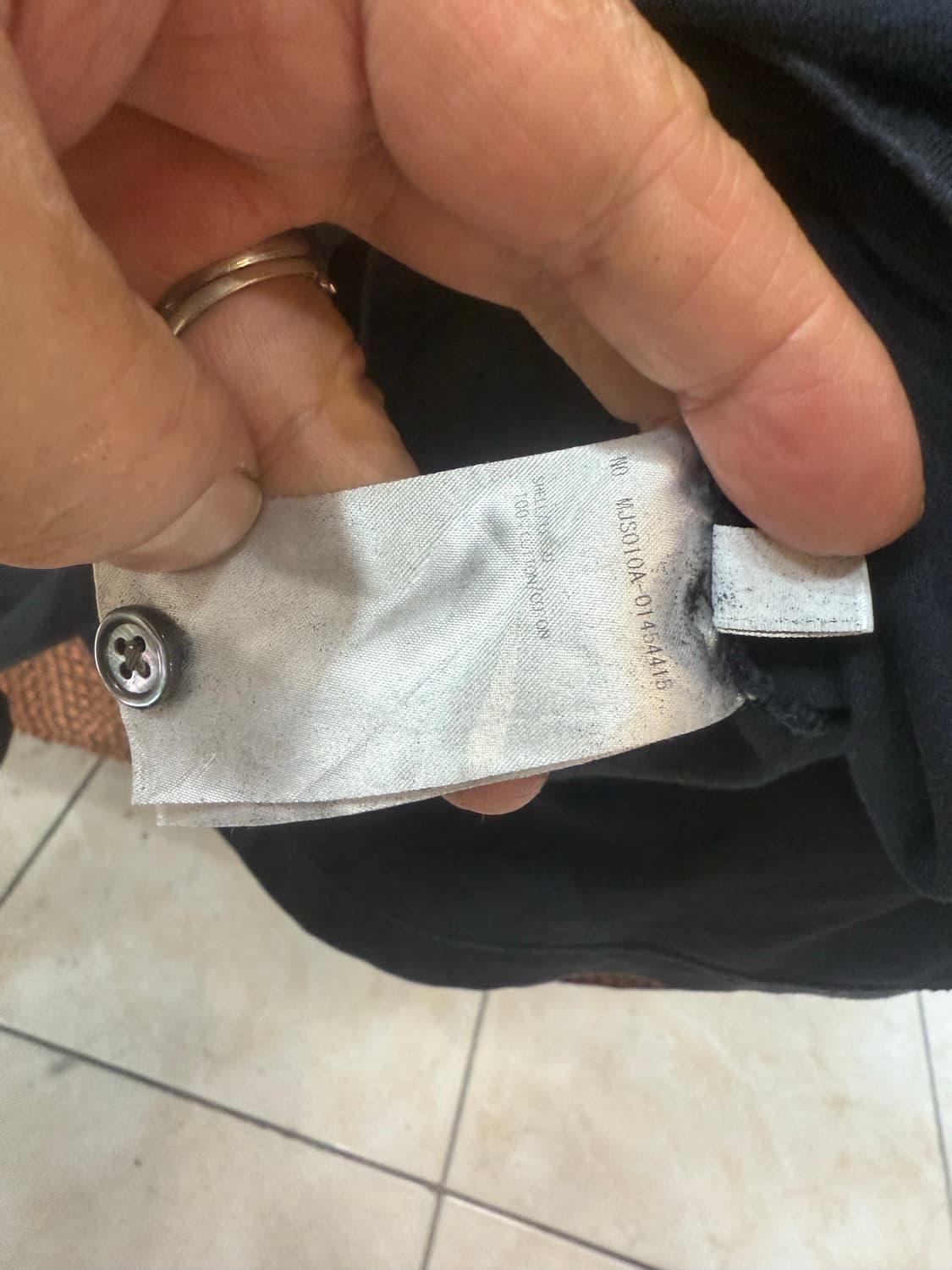 4/105 정품 톰브라운 저지포켓 반팔 팝니다 상품이미지5