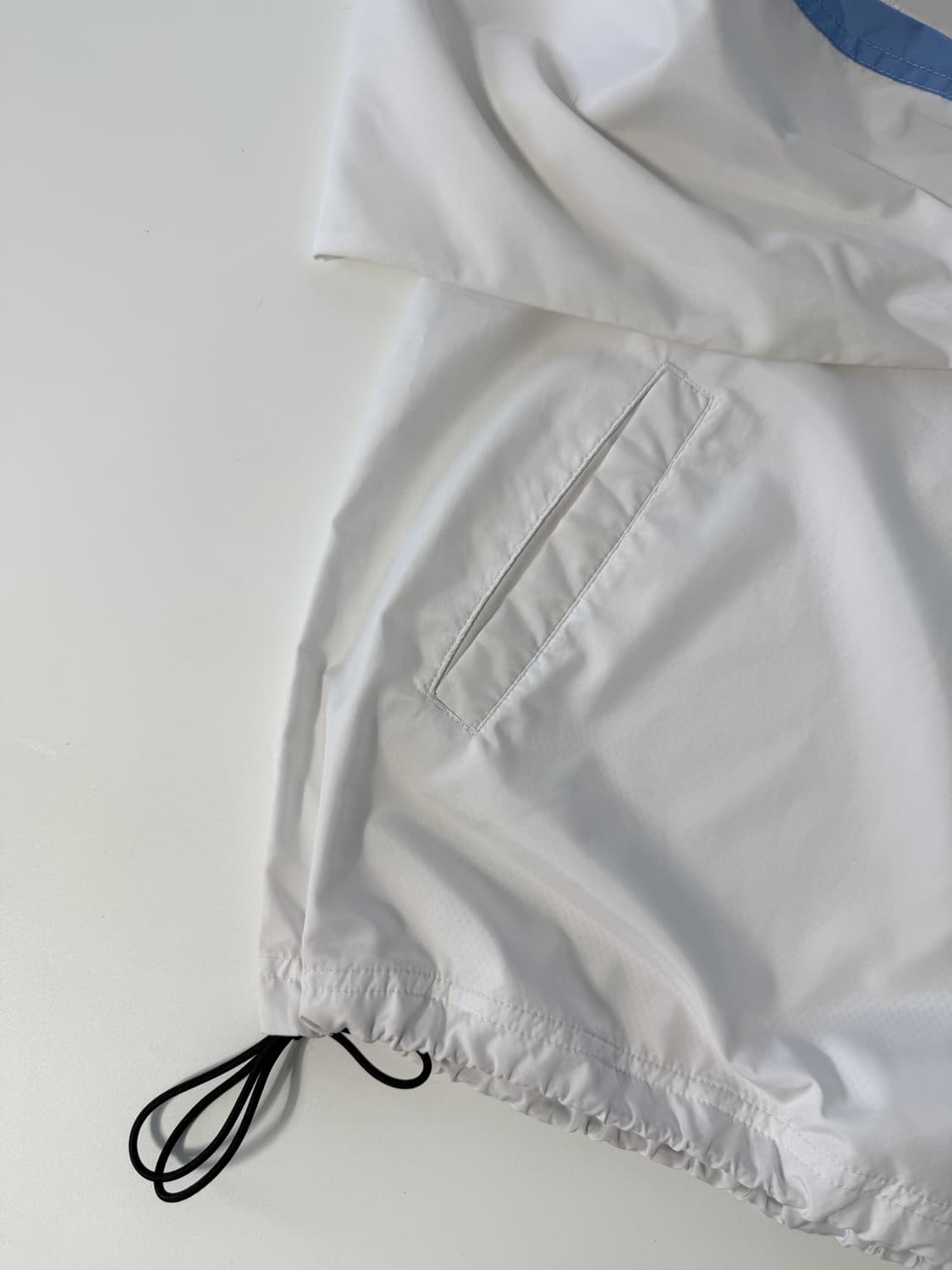 나이키 00‘s 루즈핏 흰&하늘 배색 스우시 하프집 아노락 자켓 상품이미지4