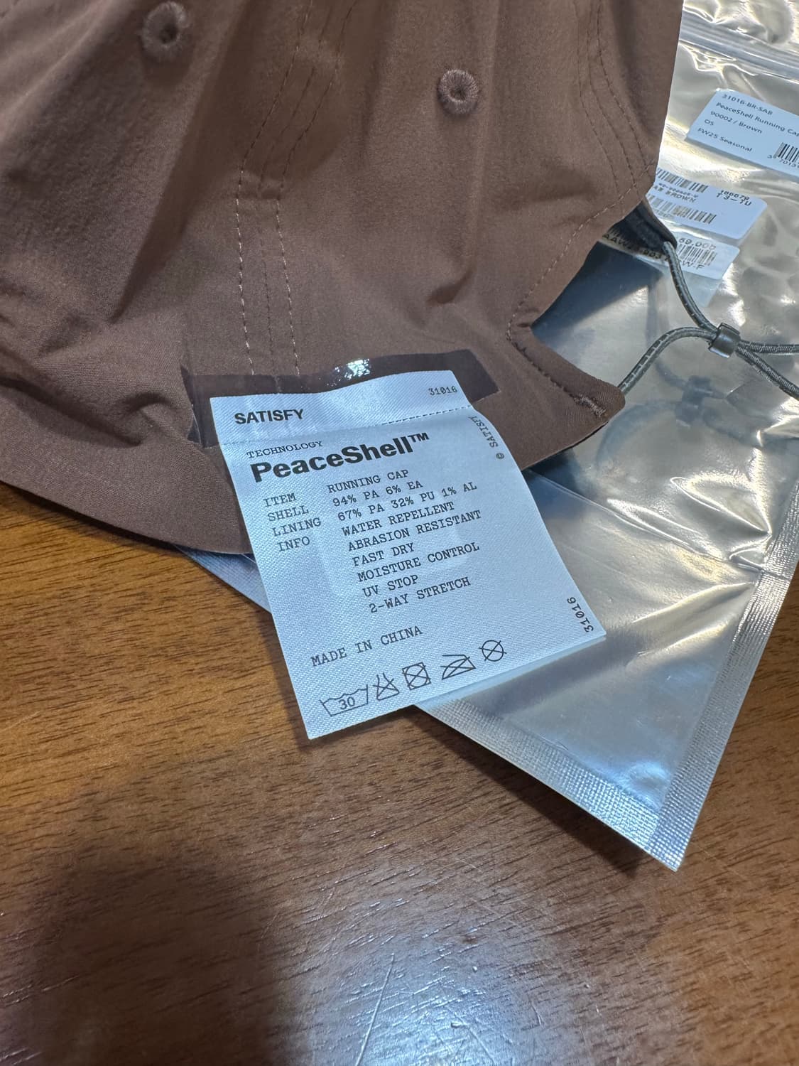 새티스파이 satisfy 피스쉘  러닝 캡 브라운 (새상품)  상품이미지9