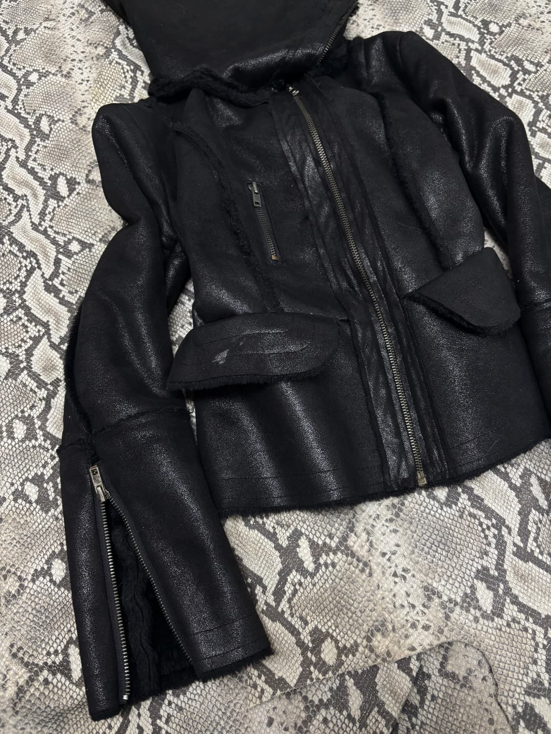 [🥷RARE🥷]Opium High-Neck Ekam LGB 상품이미지2