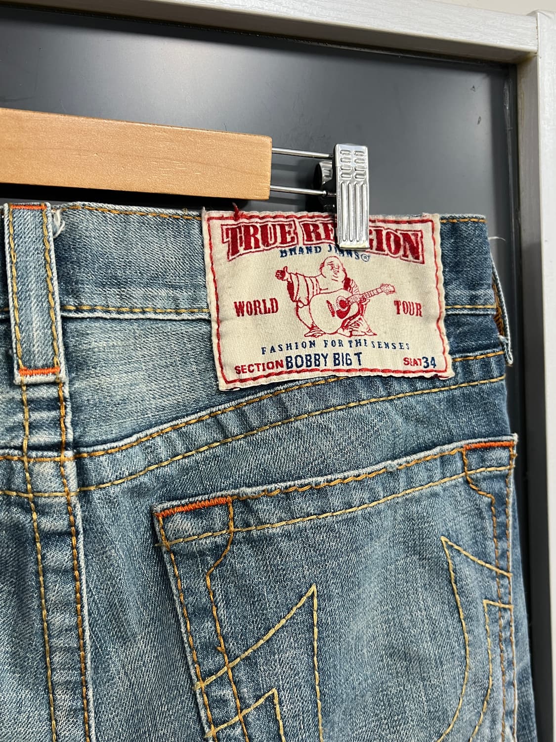 True Religion 트루릴리전 바비 빅 T 나팔핏 부츠컷 데님 팬츠 상품이미지2