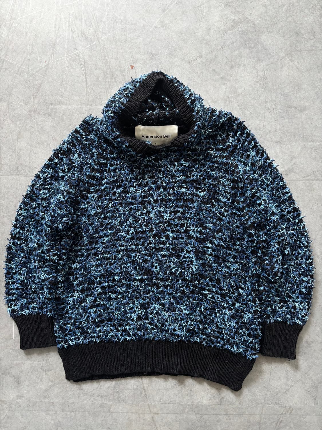 Andersson Bell 앤더슨벨 블루 프린지 후드 니트  상품이미지4
