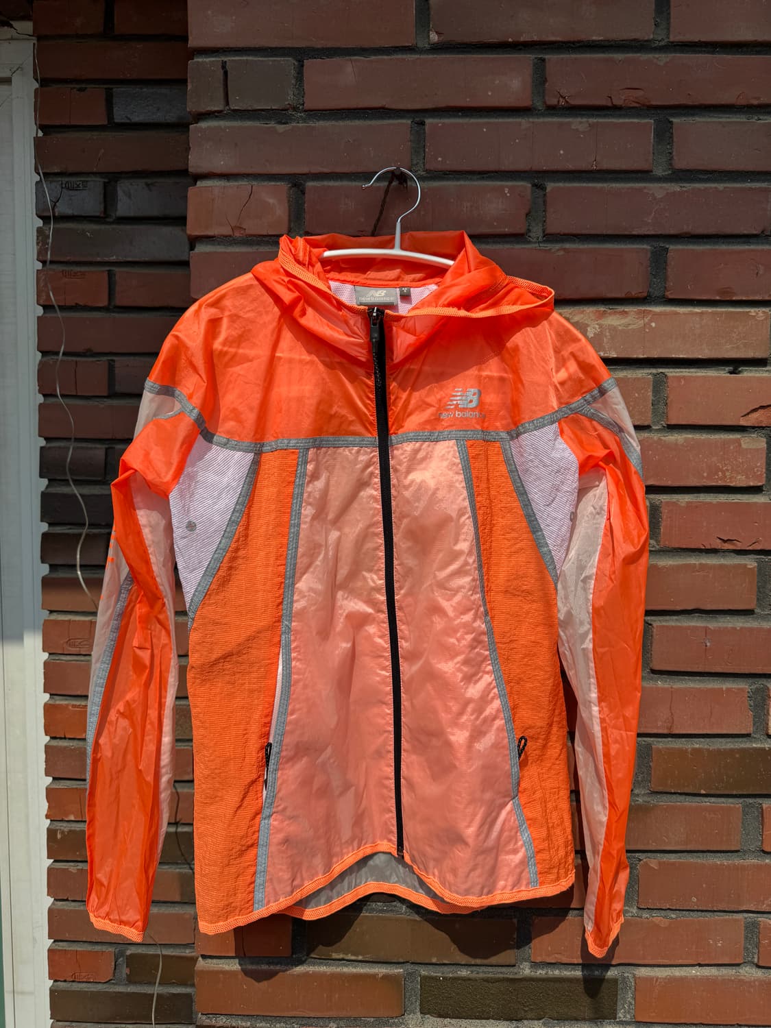 뉴발란스 초초초경량 바람막이 85 상품이미지1