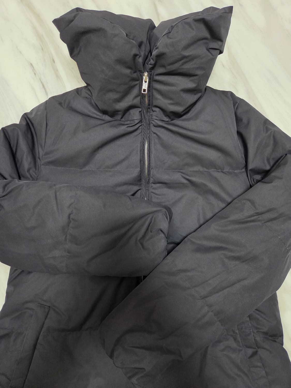 띠어리 여성 롱 다운 패딩 상품이미지4