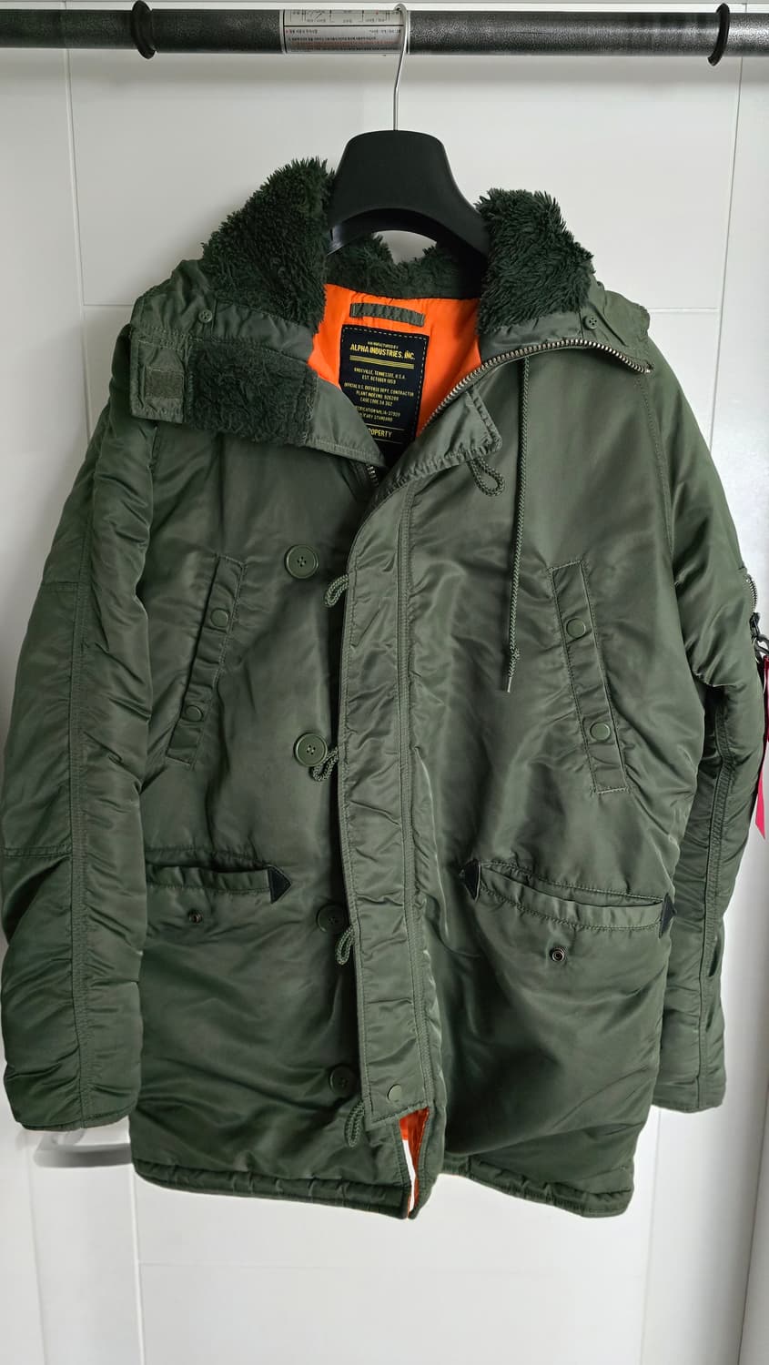 알파인더스트리 L 싸이즈 판매 합니다ㅈ 상품이미지1