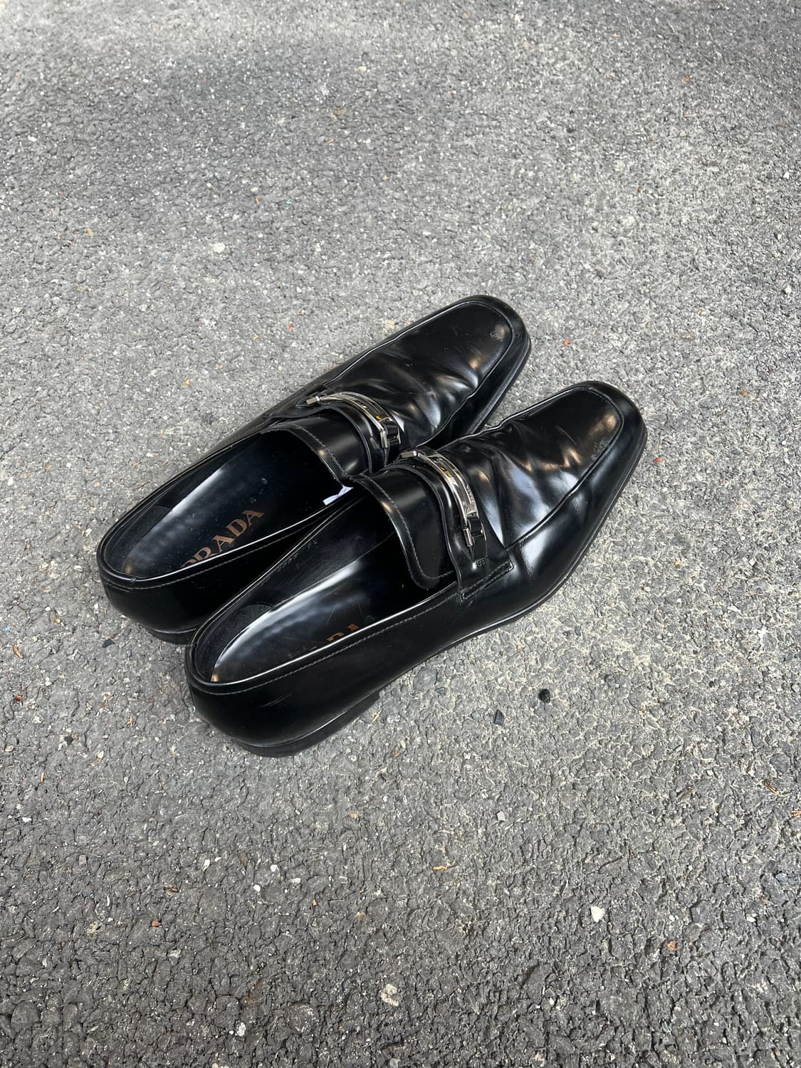 prada buckle loafer 상품이미지4