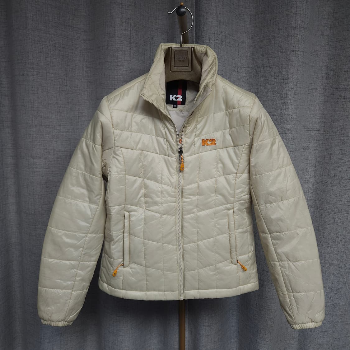 85 ) K2 여성 베이지 경량 패딩 상품이미지1