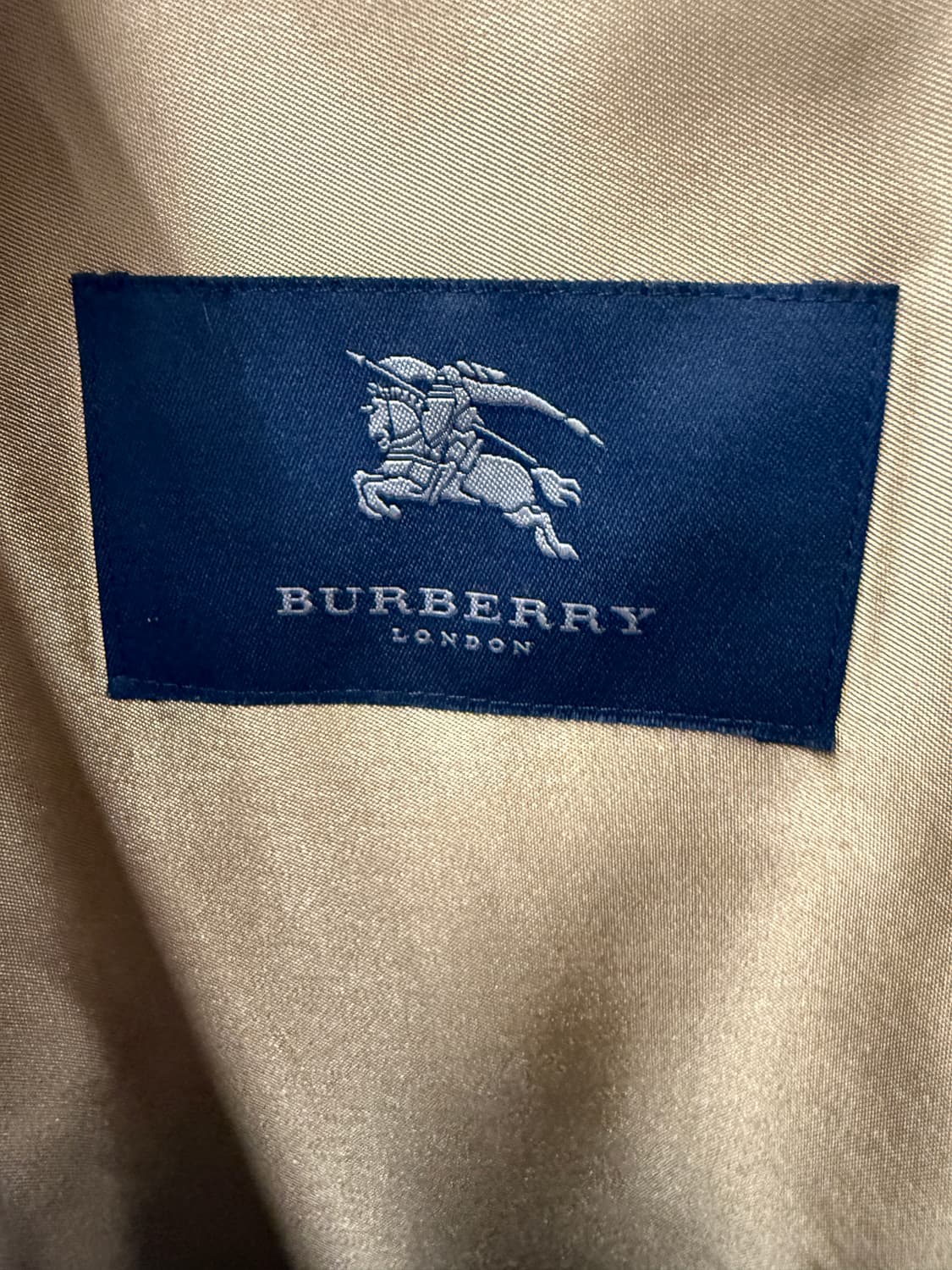 버버리 런던 정품 더블베이지 트렌치 코트 6 상품이미지4
