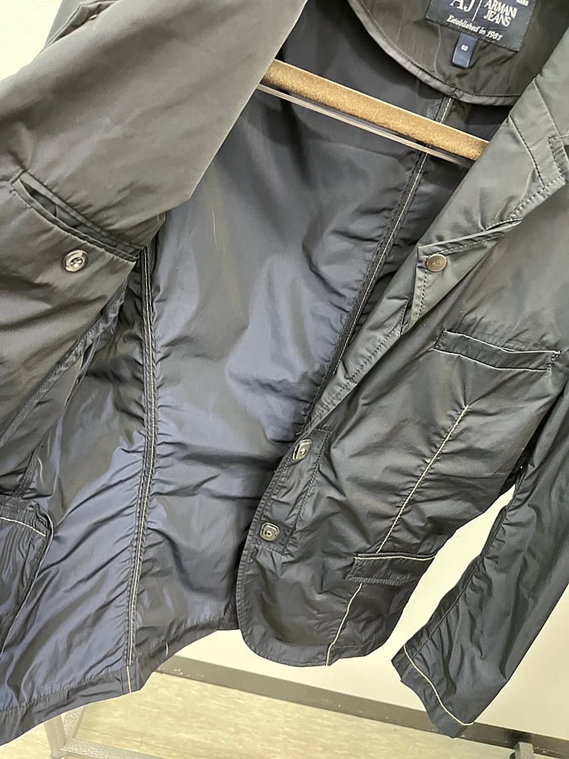 100) 알마니 블랙 폴리자켓  상품이미지7