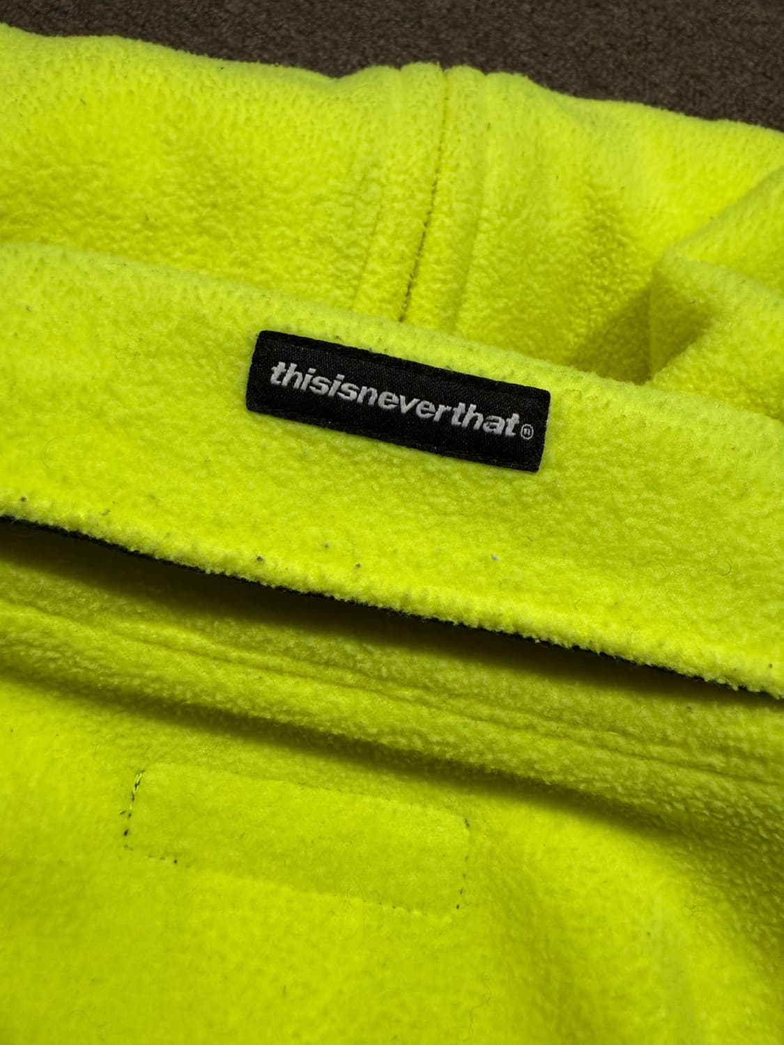 Thisisneverthat 디스이즈네버뎃 네온컬러 후리스 상품이미지5