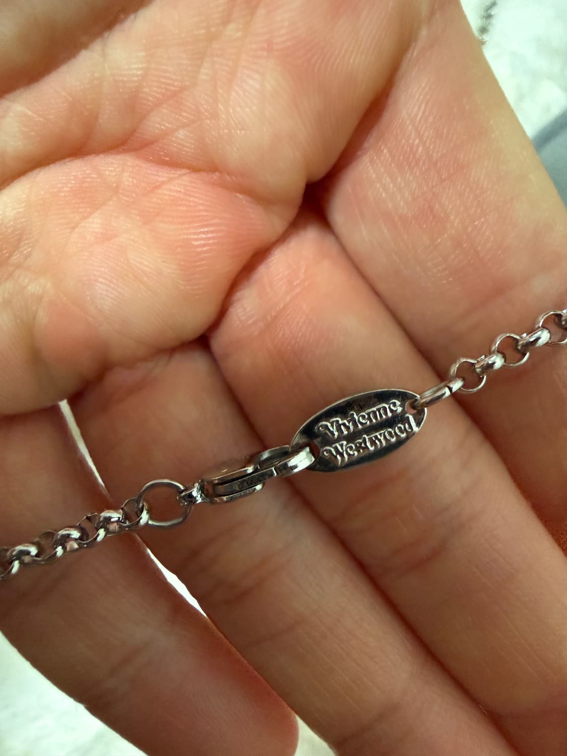 오늘까지판매) 비비안웨스트우드 클라레타 투명 orb 목걸이 상품이미지3