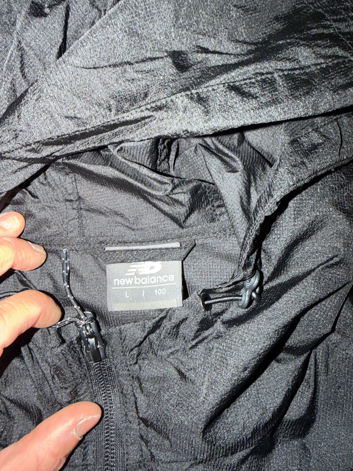 뉴발란스 우븐 러닝 바람막이 L사이즈  새상품급 판매 상품이미지4