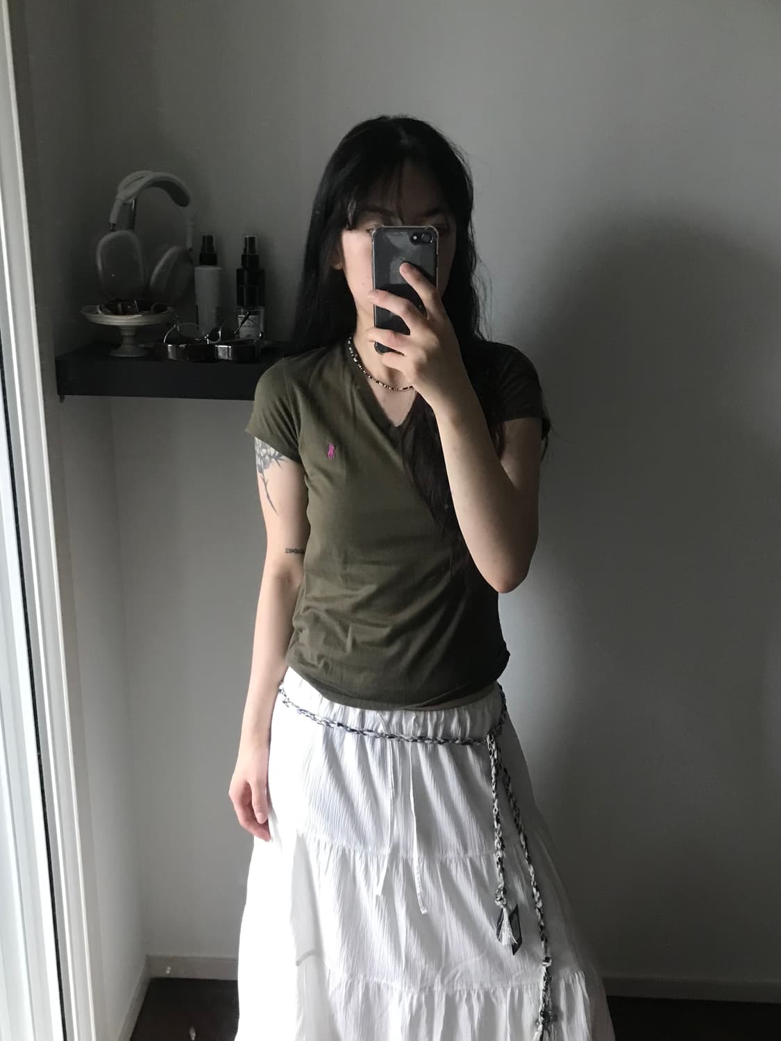 폴로 랄프로렌 포니 카키 브이넥 반팔티 상품이미지2