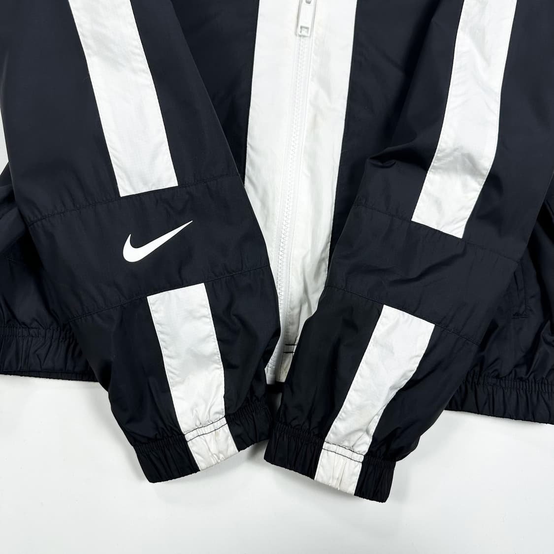 나이키 빅 스우시 오레오 블랙 바람막이 자켓 (L 여성추천) 상품이미지4