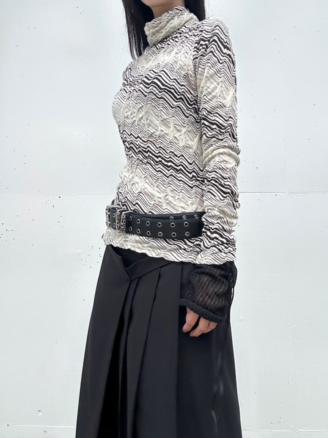 wave pattern turtleneck top / ivory  상품이미지7