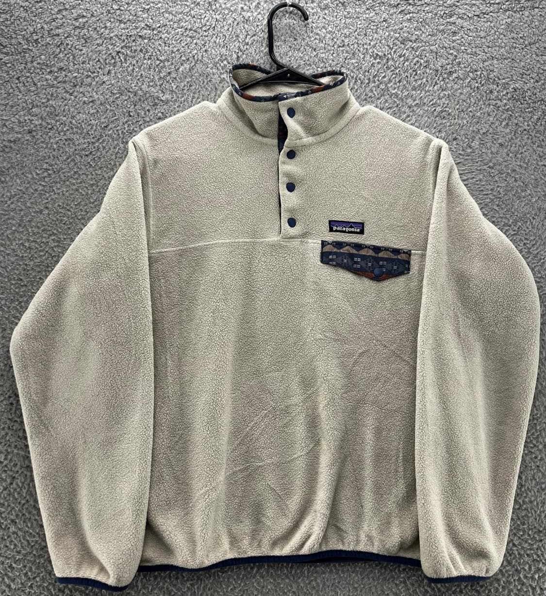 17FW 파타고니아 신칠라 스냅-티 플리스 베이지/네이티브 패턴 상품이미지1