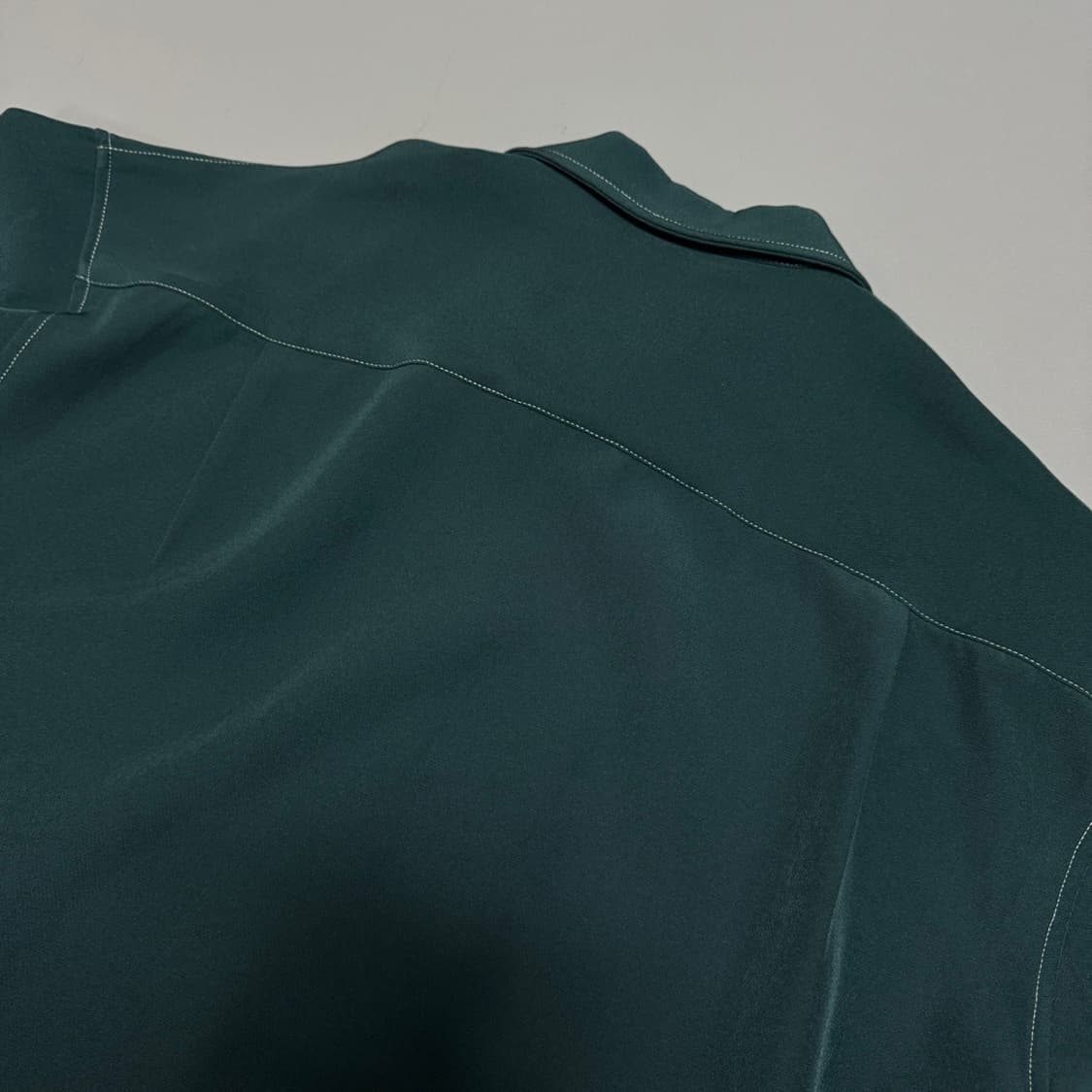 빔즈(BEAMS HEART) 다크 포레스트그린 스티치 집업 자켓 상품이미지4