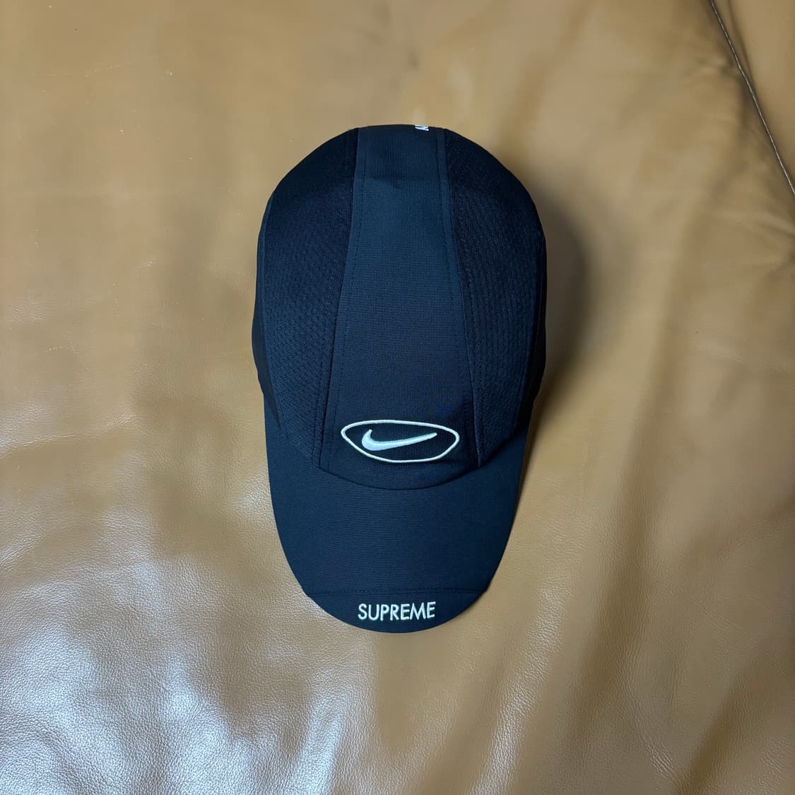(Supreme x Nike) 슈프림x나이키 블랙 러닝캡 모자 Black 상품이미지5