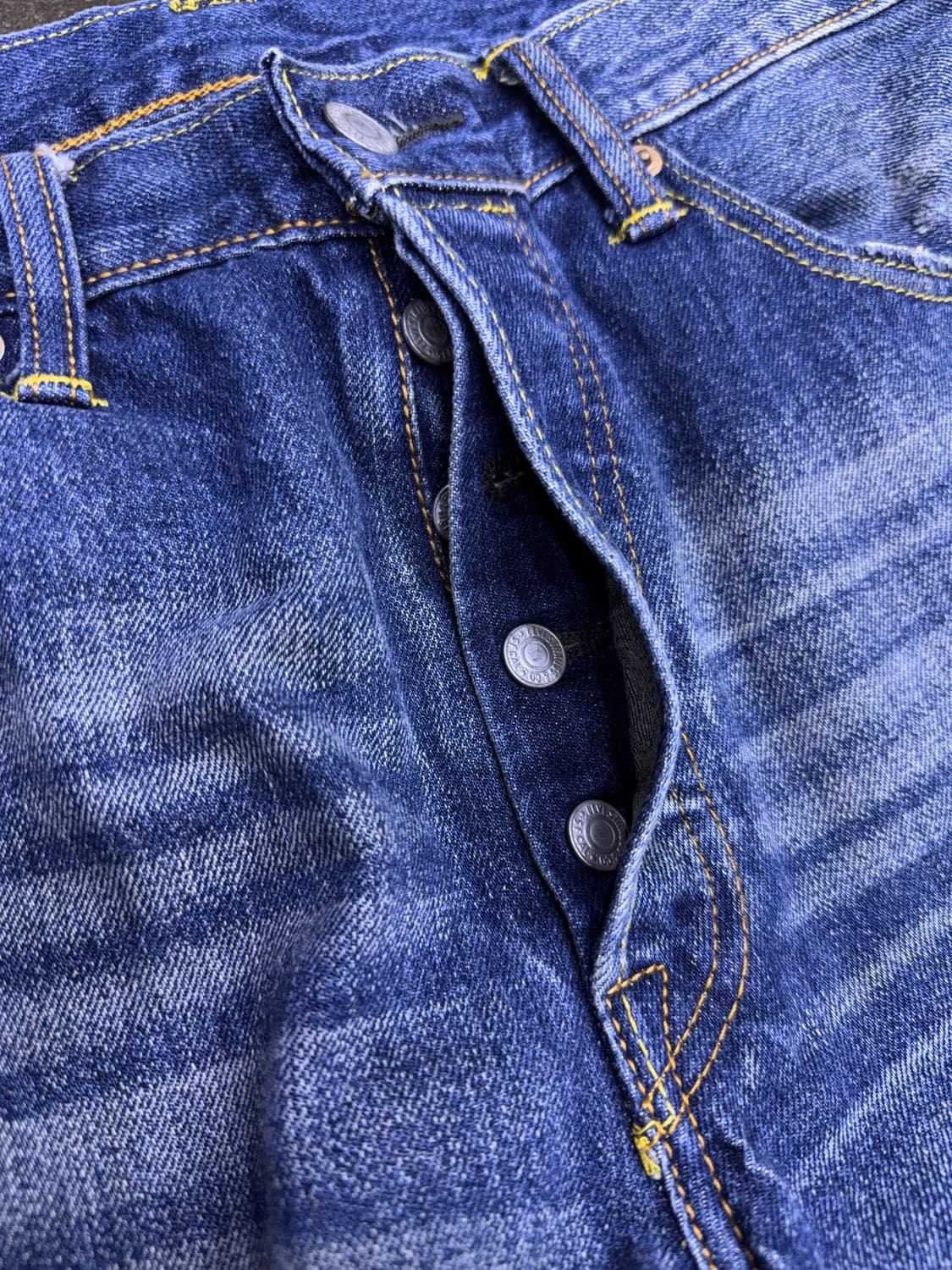 리바이스 501 레귤러핏 데님팬츠 청바지 빈티지 워싱 32 상품이미지6