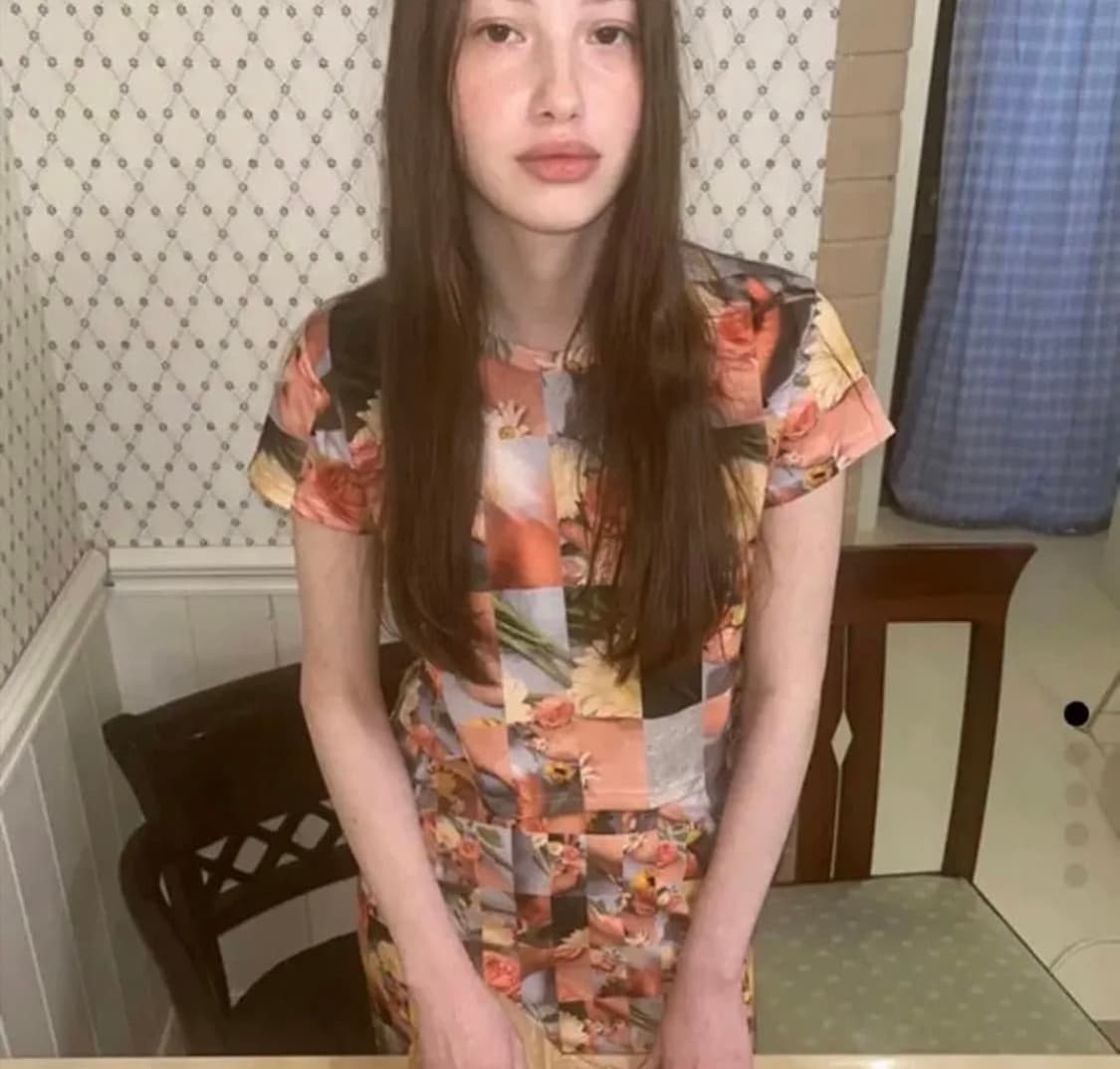 시눈 플라워 그래픽 반팔 미사용품 상품이미지2