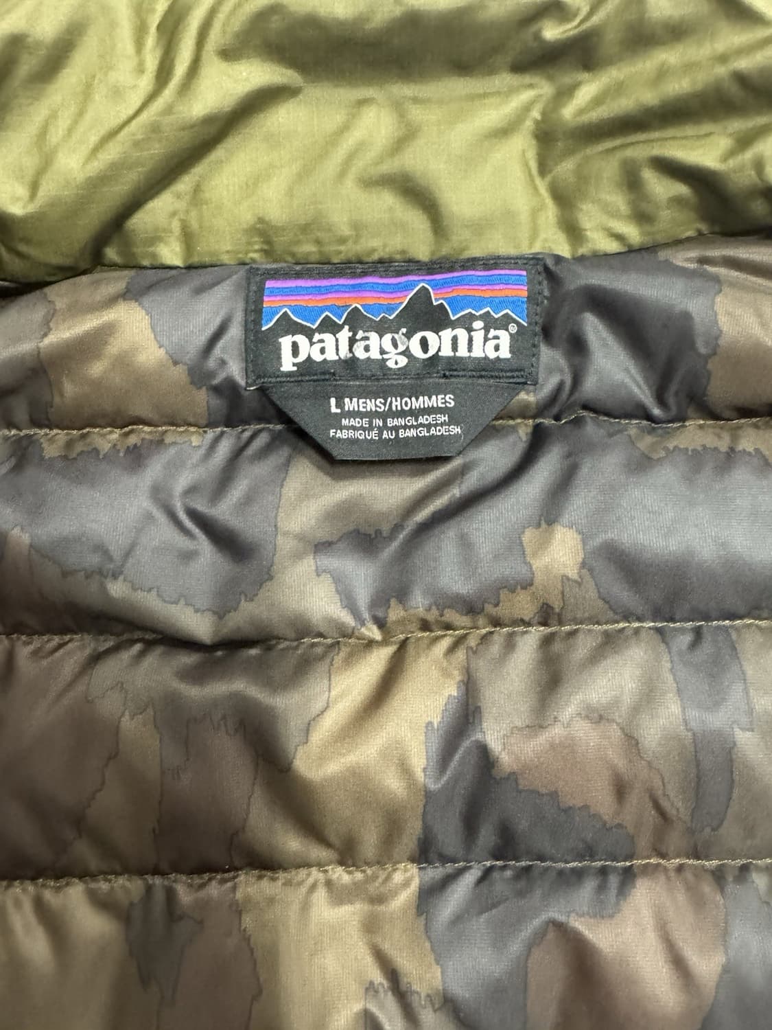 파타고니아 경량패딩 올리브/카모 상품이미지3