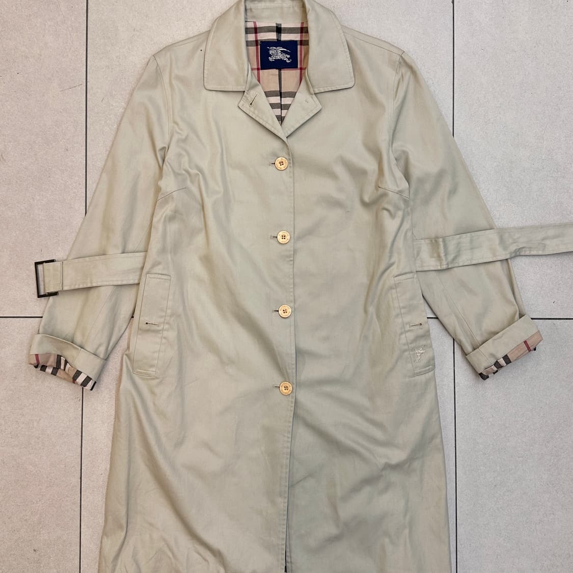 버버리 노바체크 트렌치 코트 베이지 상품이미지7