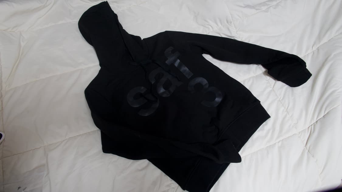 사파리스팟 1/2 후드티 블랙 색상 상품이미지1