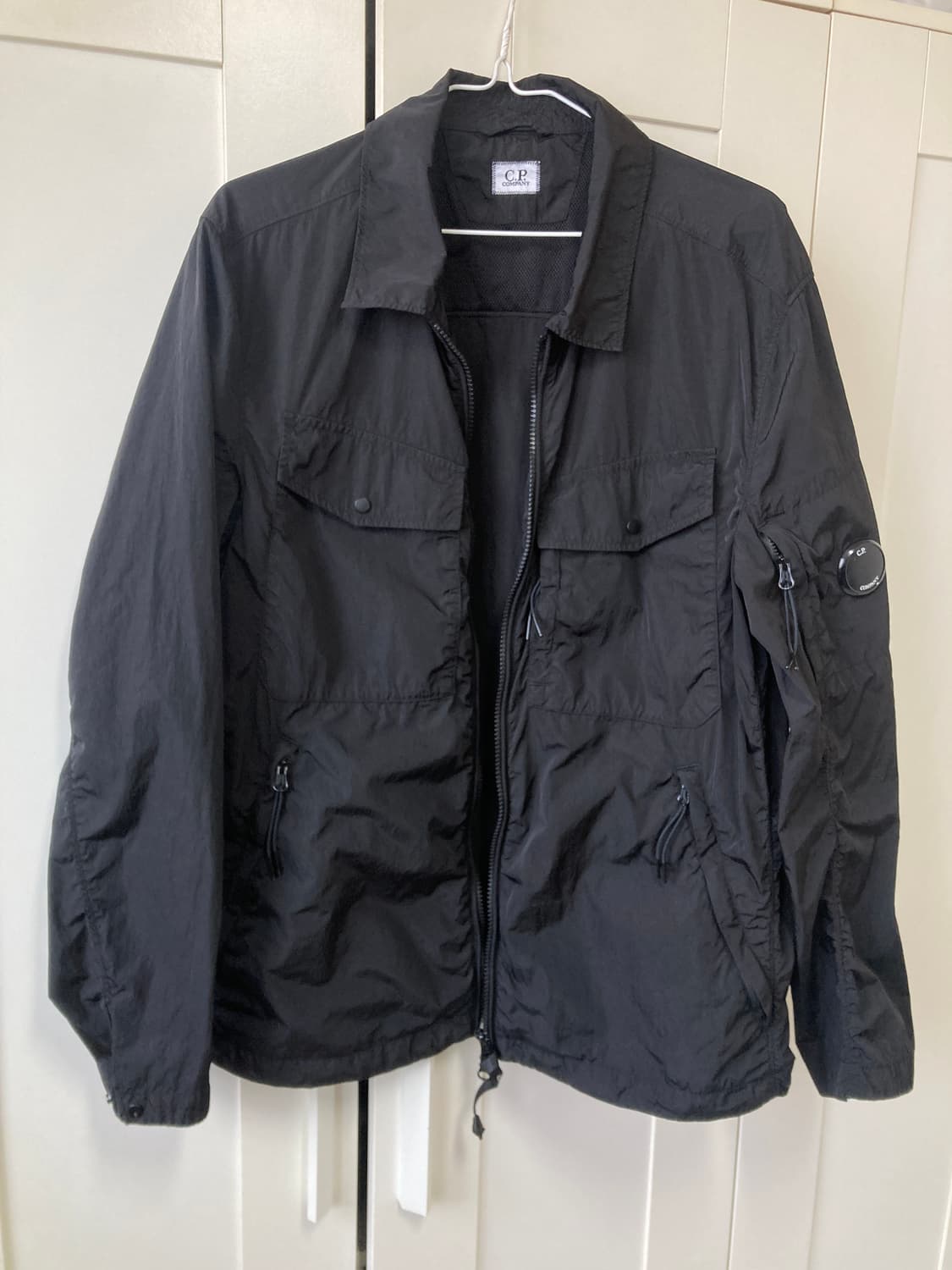 cp컴퍼니 크롬 가먼트 바람막이 블랙 새제품 100사이즈 상품이미지1