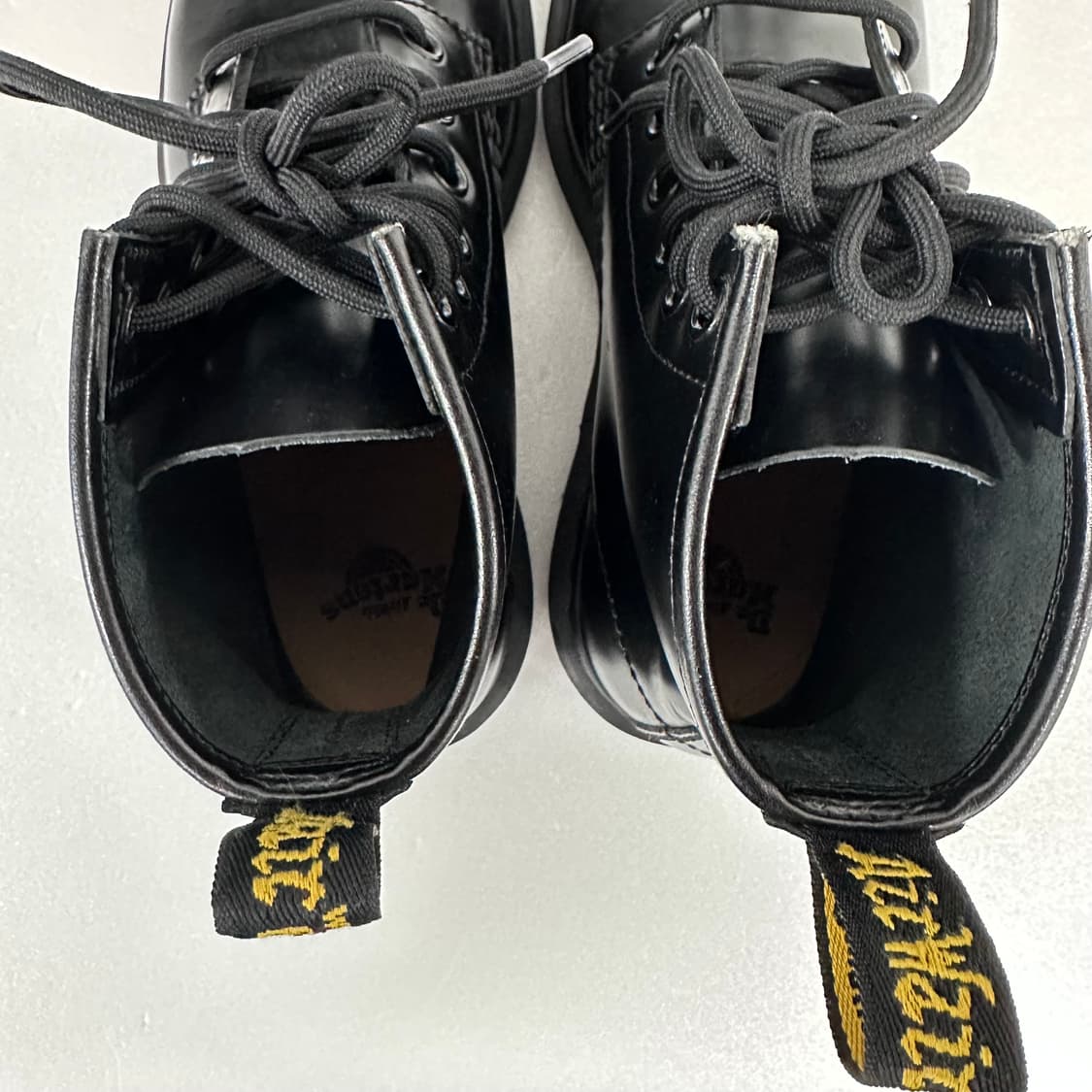 닥터마틴 101 6홀 여성 블랙 워커 부츠 UK4/EU37/230 상품이미지7