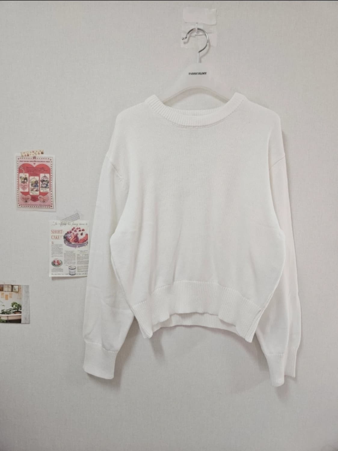 [새상품] 몽돌 세미 크롭 라운드 면니트 상품이미지2