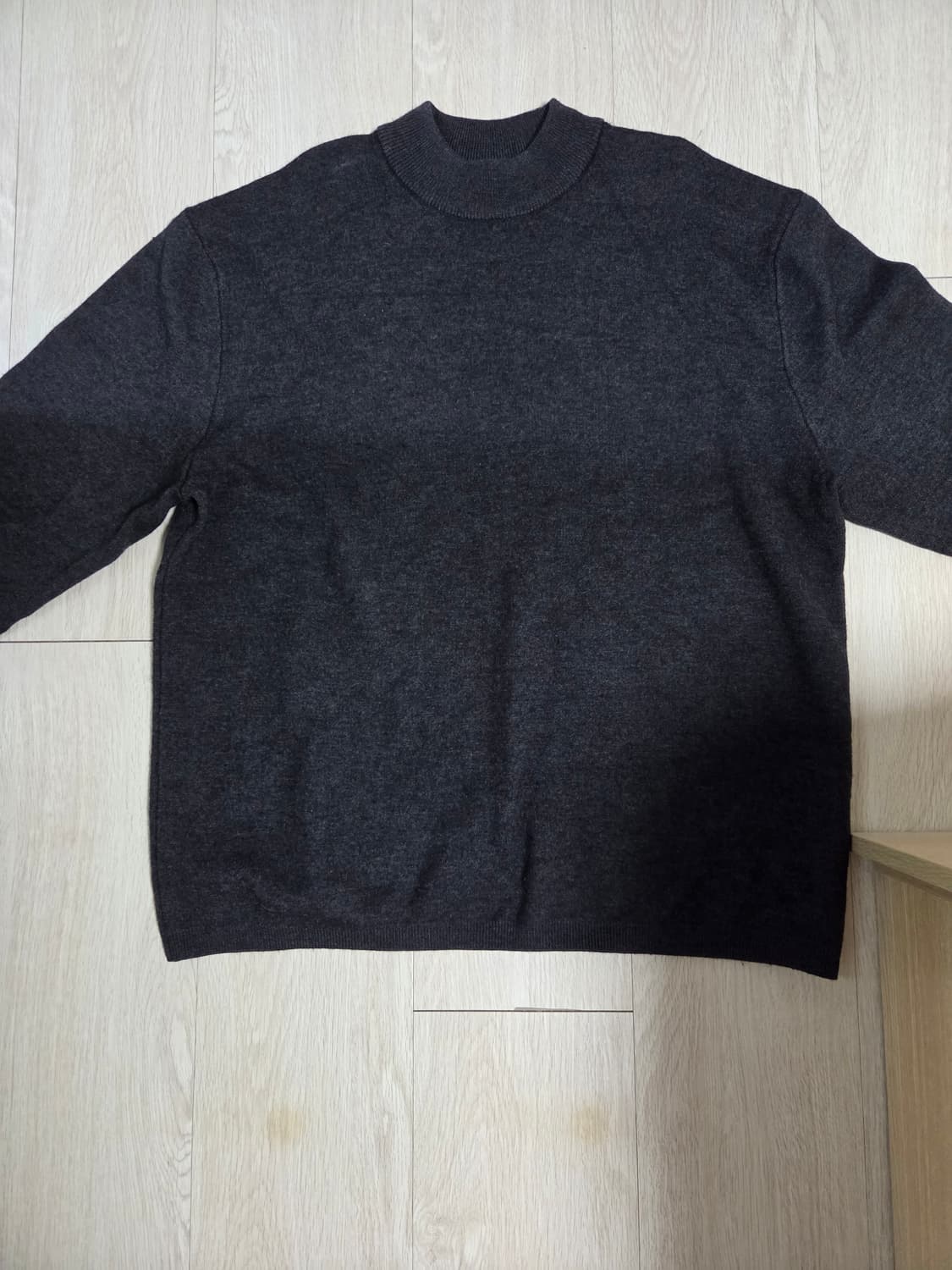 2장)무신사스탠다드 미니멀 모크넥 니트 상품이미지4