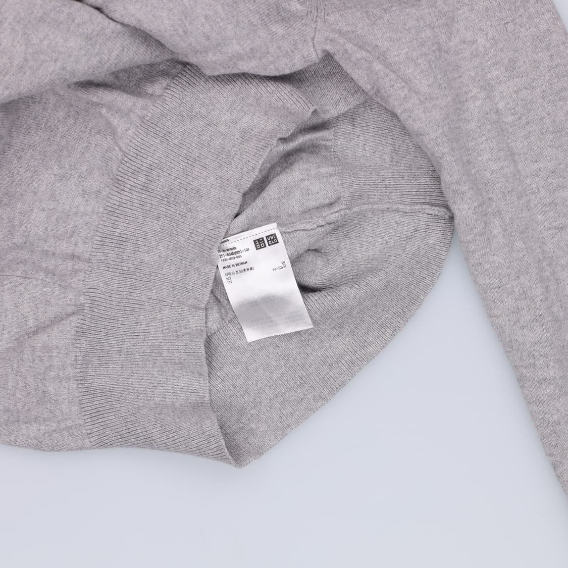 M 유니클로 여성 브이넥 니트 0410H1 상품이미지4