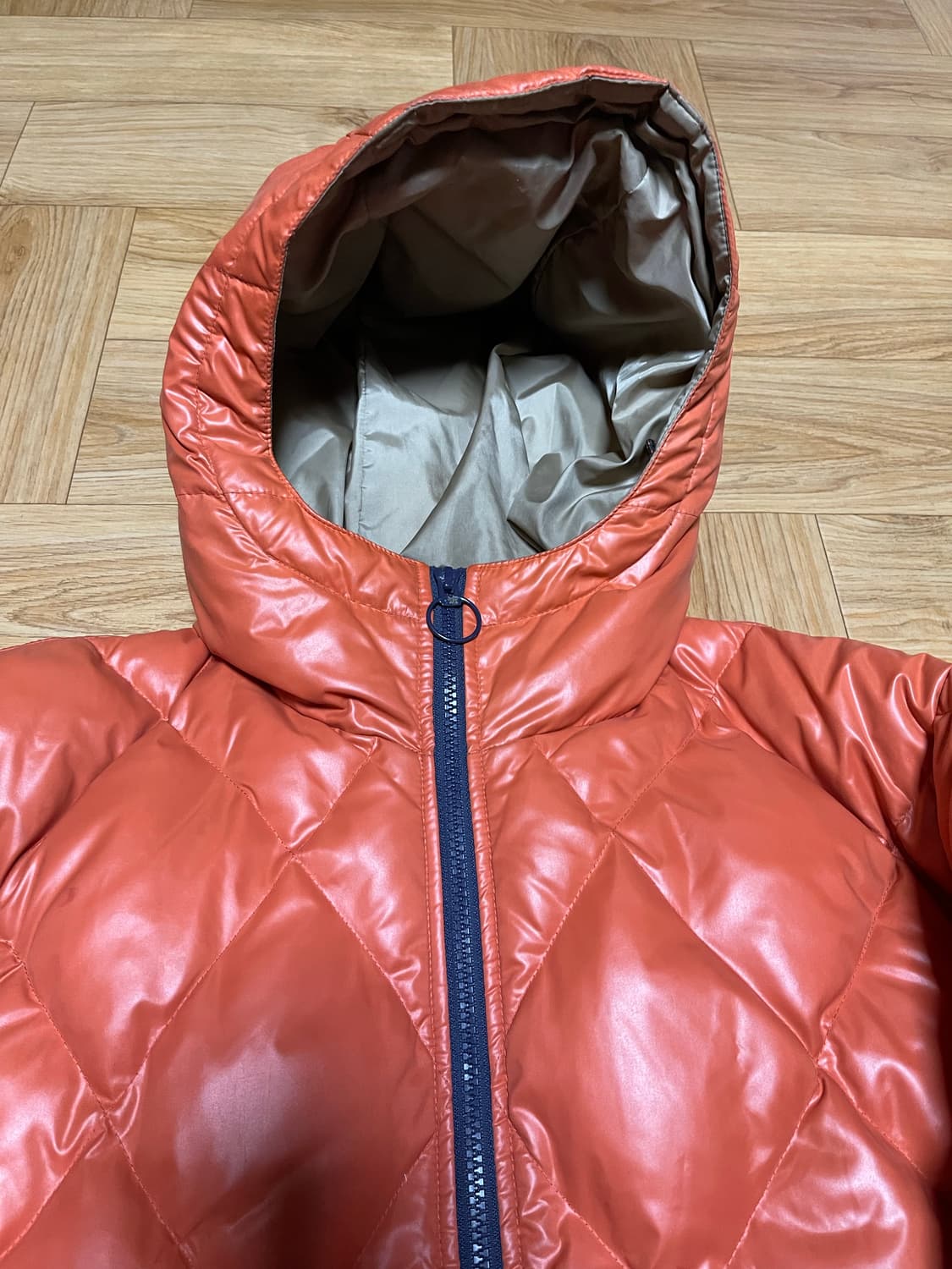 유니클로 정품 프리미엄 다운 패딩자켓 XL 상품이미지2