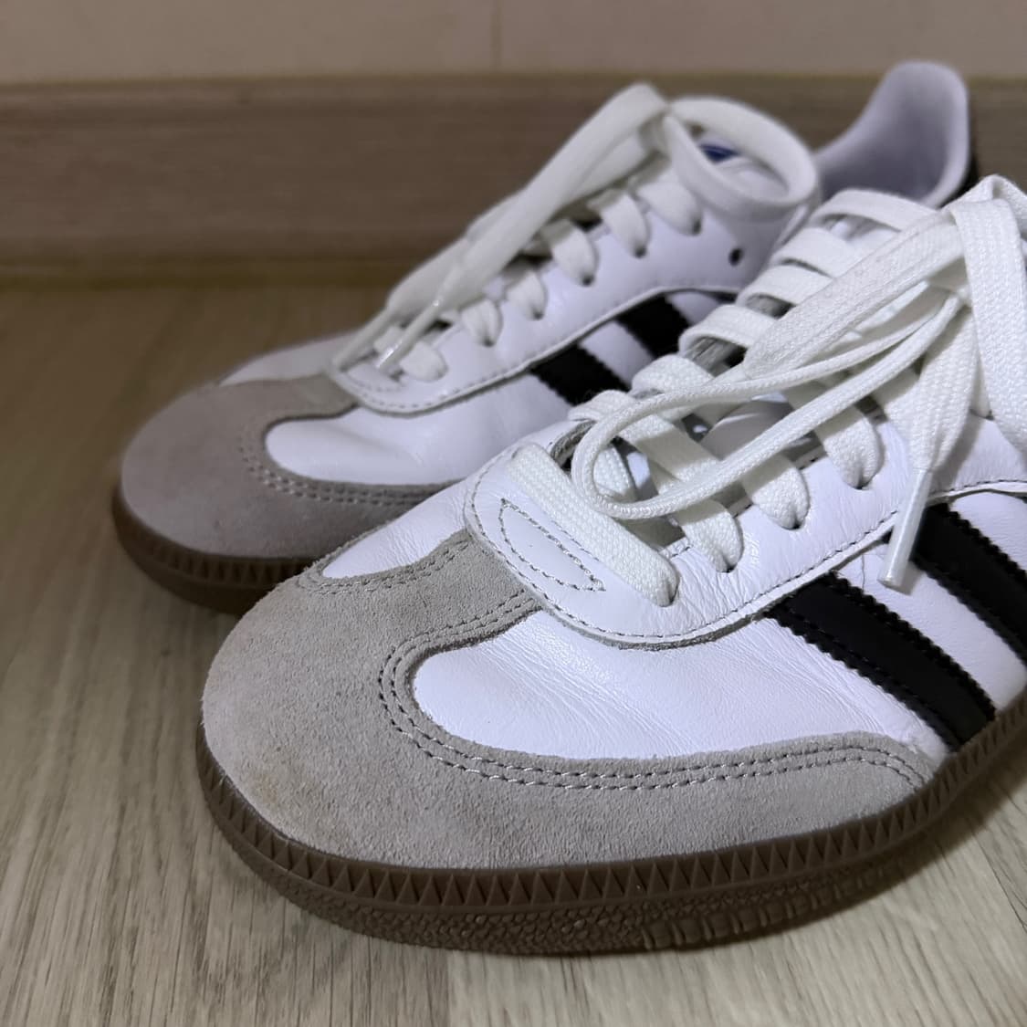 아디다스 쌈바 흰검 240-245 상품이미지2