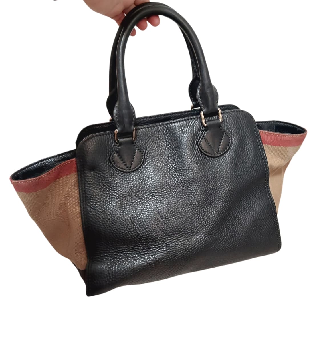 버버리 하코트 애쉬비 체크 토트 숄더백 (정품) 상품이미지5