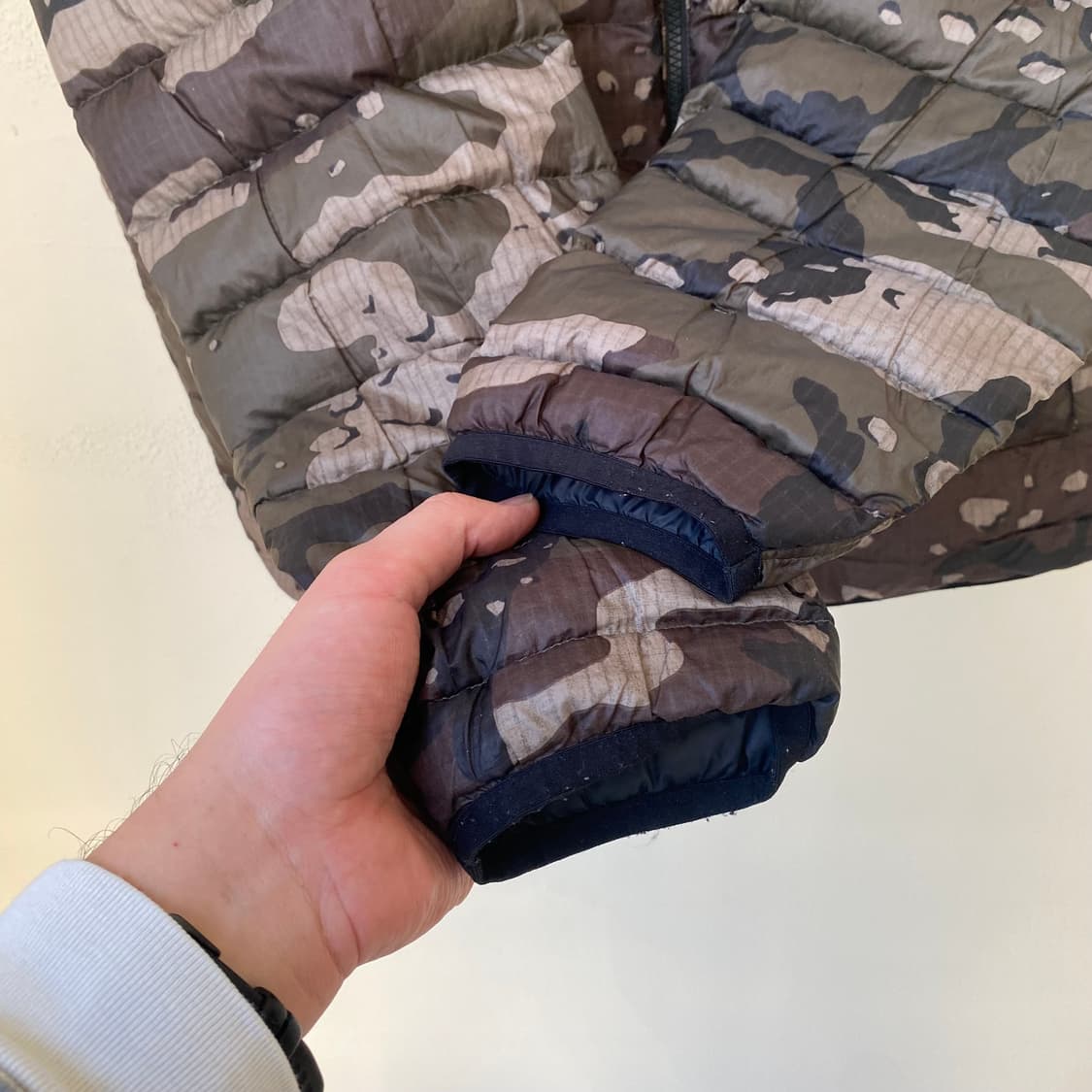 🌊TNF Camo Reversible goosedown jumper 상품이미지7