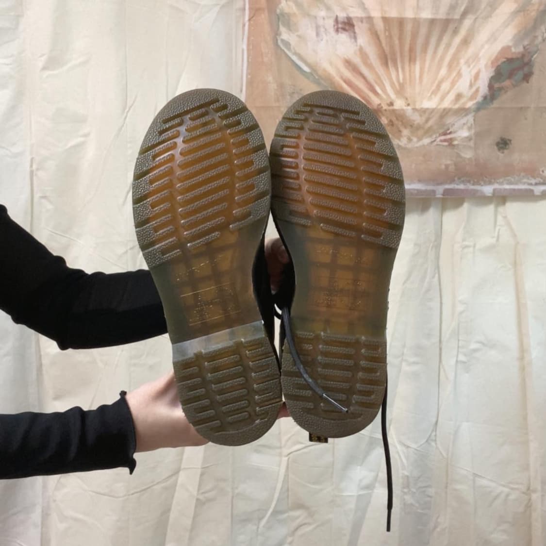 닥터마틴 오리엔탈 10홀 레이스업 부츠 상품이미지2